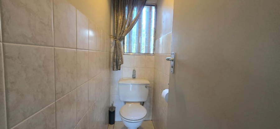 3 Bedroom Property for Sale in Dagbreek Ext 4 Free State